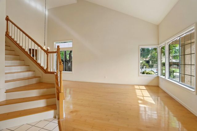 1363 Egret Dr, Tracy, CA 95376