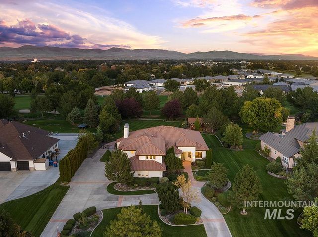 6676 N Double Eagle Ln, Meridian, ID 83646