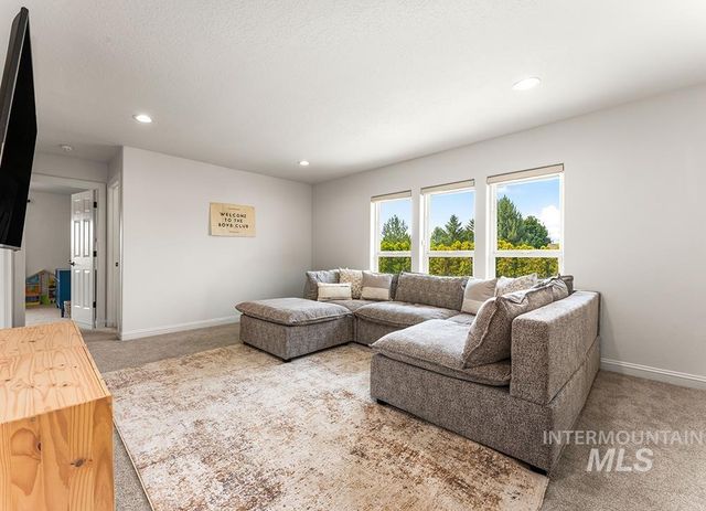 6676 N Double Eagle Ln, Meridian, ID 83646