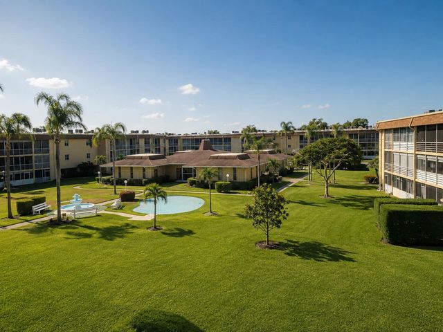 555 Purdy Lane Unit 309, Palm Springs, FL 33461