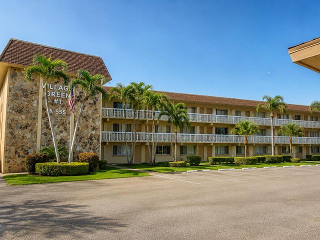 555 Purdy Lane Unit 309, Palm Springs, FL 33461