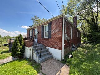 7032 Theodore Avenue, St Louis, MO 63136