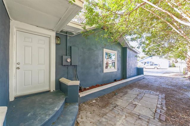 3458 QUEENSBORO AVENUE S, St Petersburg, FL 33711