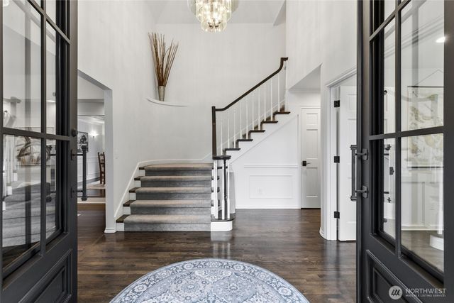 1017 221st Avenue SE, Sammamish, WA 98075