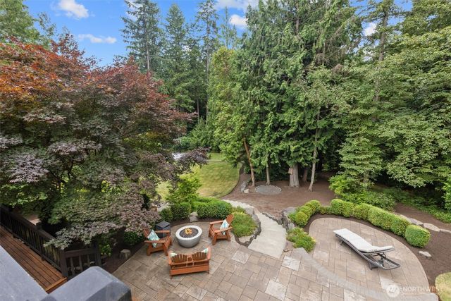 1017 221st Avenue SE, Sammamish, WA 98075
