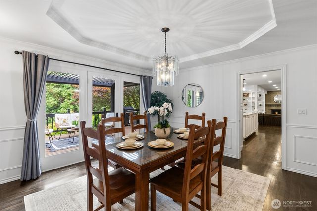 1017 221st Avenue SE, Sammamish, WA 98075