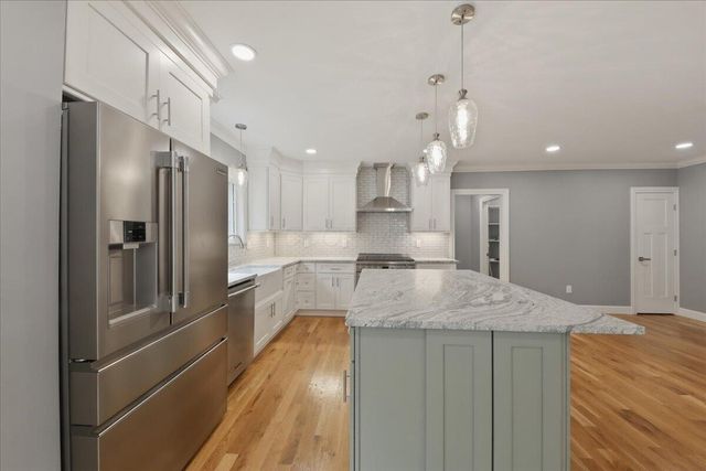 415 Glen Echo Circle, Columbus, OH 43202