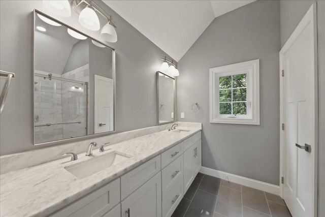 415 Glen Echo Circle, Columbus, OH 43202