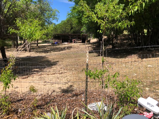 1408 Robyn Road, Azle, TX 76020