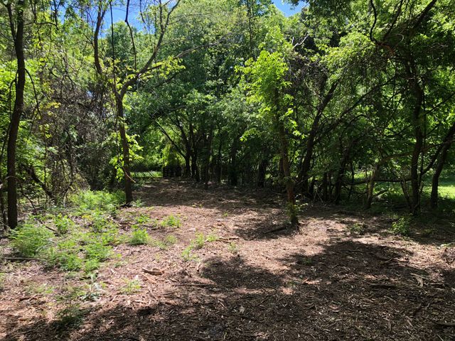 1408 Robyn Road, Azle, TX 76020