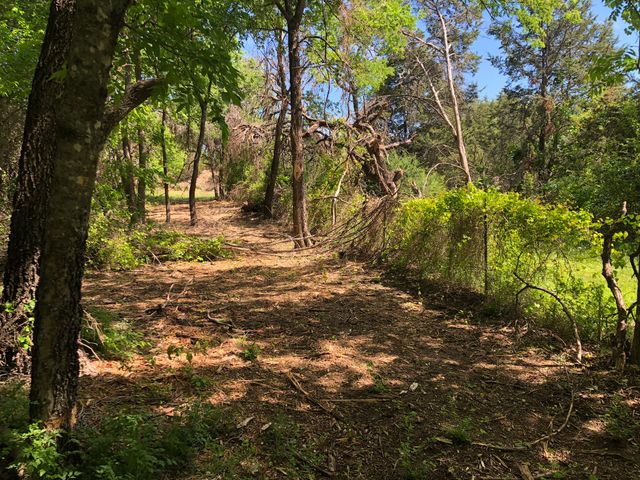 1408 Robyn Road, Azle, TX 76020