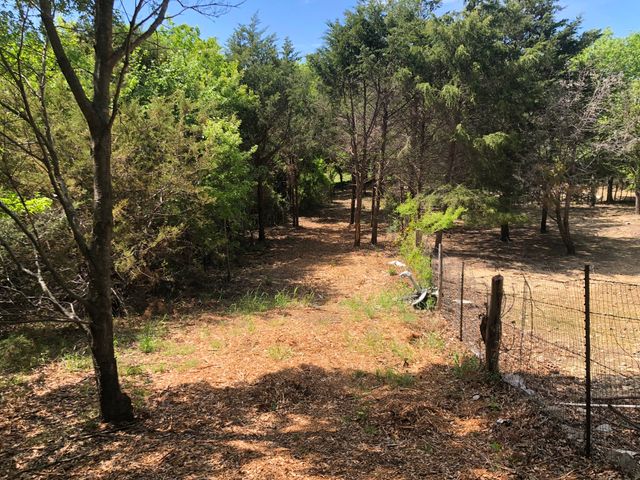 1408 Robyn Road, Azle, TX 76020