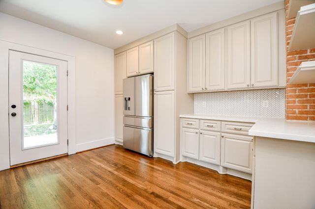 1121 E 14th Street, Houston, TX 77009