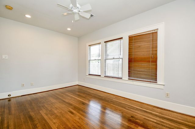1121 E 14th Street, Houston, TX 77009