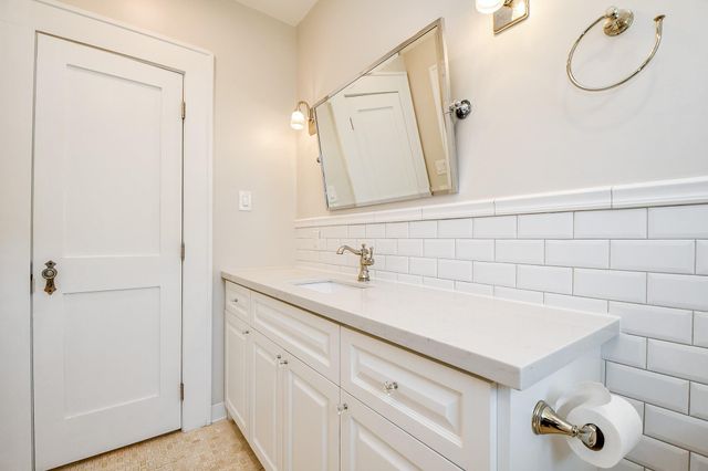 1121 E 14th Street, Houston, TX 77009