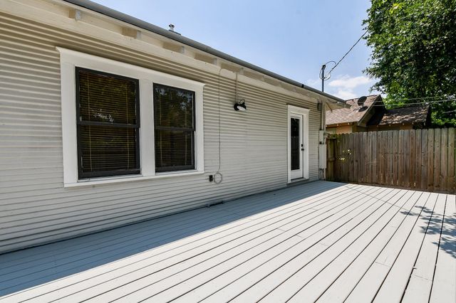 1121 E 14th Street, Houston, TX 77009