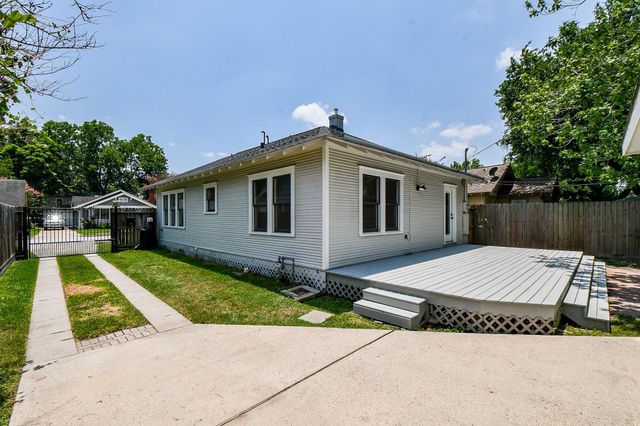 1121 E 14th Street, Houston, TX 77009