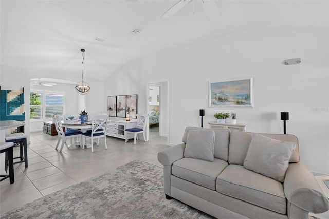 5711 HENRY LOOP, The Villages, FL 32163