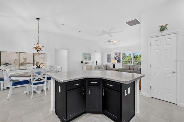 5711 HENRY LOOP, The Villages, FL 32163