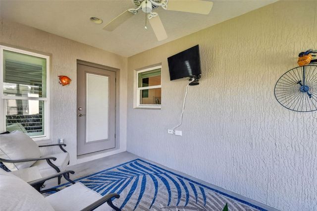 5711 HENRY LOOP, The Villages, FL 32163