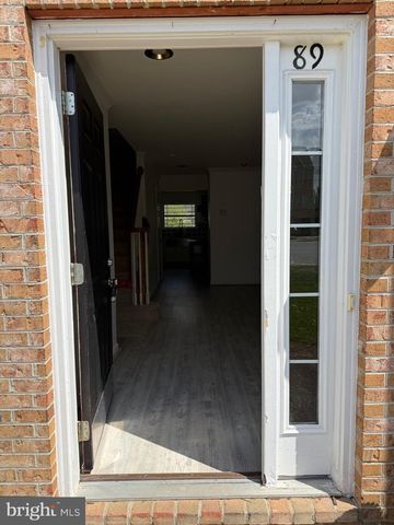 89 BALTUSROL DR, Charles Town, WV 25414