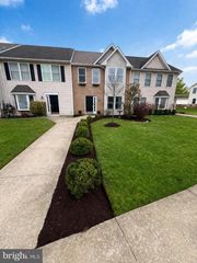 89 BALTUSROL DR, Charles Town, WV 25414