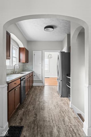 31 S Whitcomb Avenue, Indianapolis, IN 46241