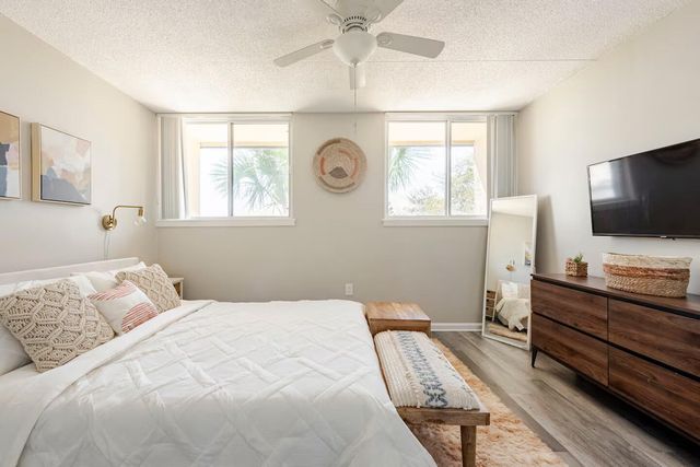 300 Miracle Strip Parkway, 5H, Mary Esther, FL 32548