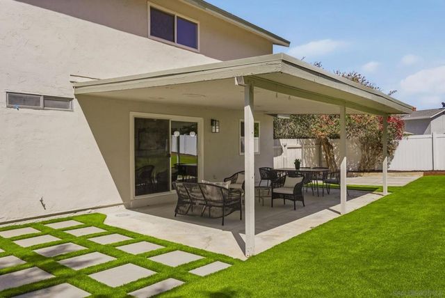 1198 Benjamin Pl, El Cajon, CA 92020