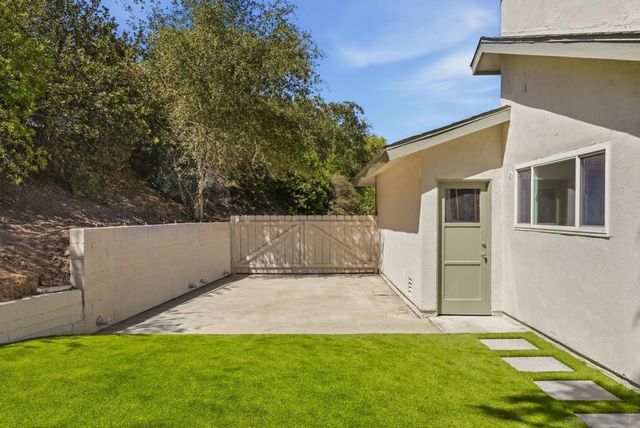 1198 Benjamin Pl, El Cajon, CA 92020