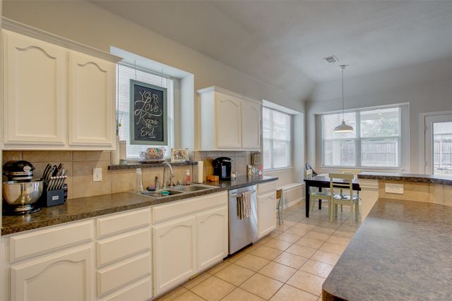 10228 Olivia Drive, Mckinney, TX 75072