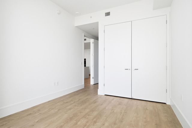 220 Lake Shore Drive 815, Lake Park, FL 33403