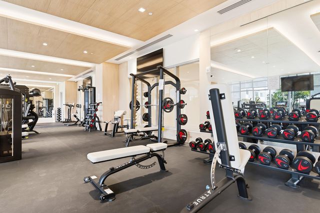 220 Lake Shore Drive 815, Lake Park, FL 33403