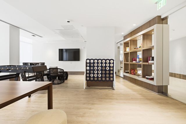 220 Lake Shore Drive 815, Lake Park, FL 33403