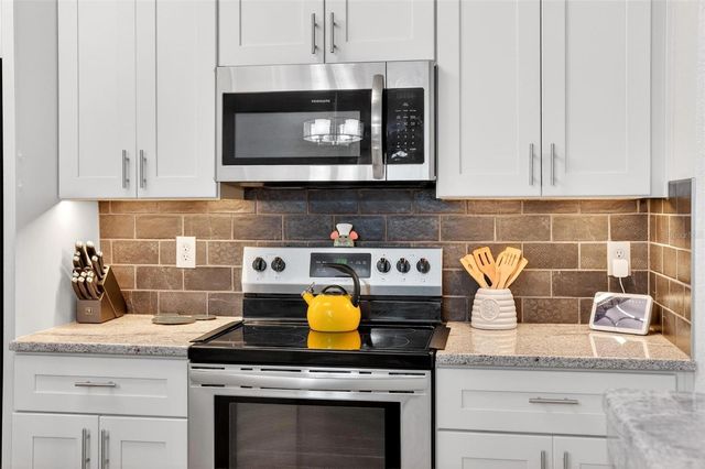 2774 ALMATON LOOP 105, Kissimmee, FL 34747