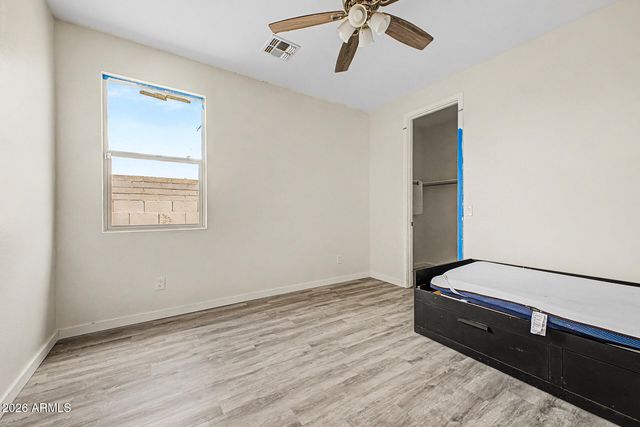 36990 N CAMARILLO Drive, San Tan Valley, AZ 85140