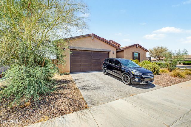 36990 N CAMARILLO Drive, San Tan Valley, AZ 85140