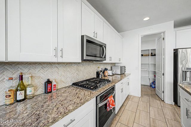 36990 N CAMARILLO Drive, San Tan Valley, AZ 85140