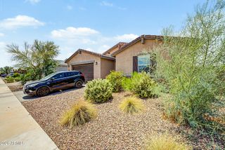 36990 N CAMARILLO Drive, San Tan Valley, AZ 85140