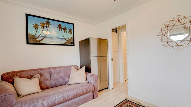 8638 Bella Vista Drive, Boca Raton, FL 33433