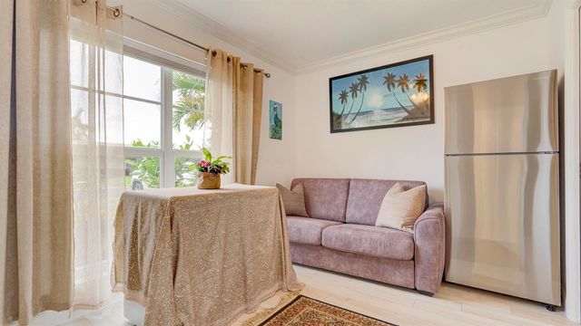 8638 Bella Vista Drive, Boca Raton, FL 33433