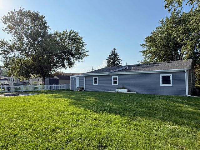 5538 W 1000 N Road, Kankakee, IL 60901
