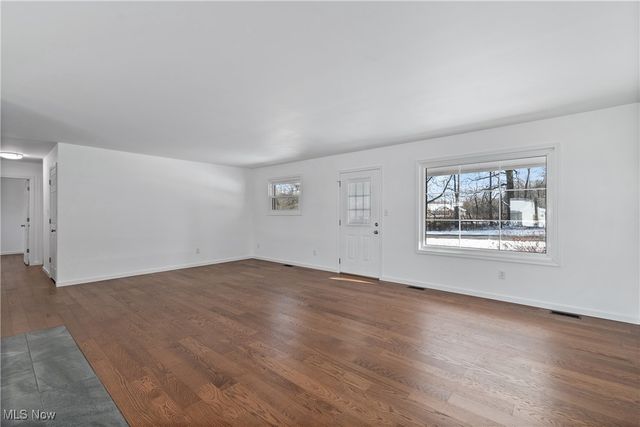 3483 Lawndale Drive, Kent, OH 44240