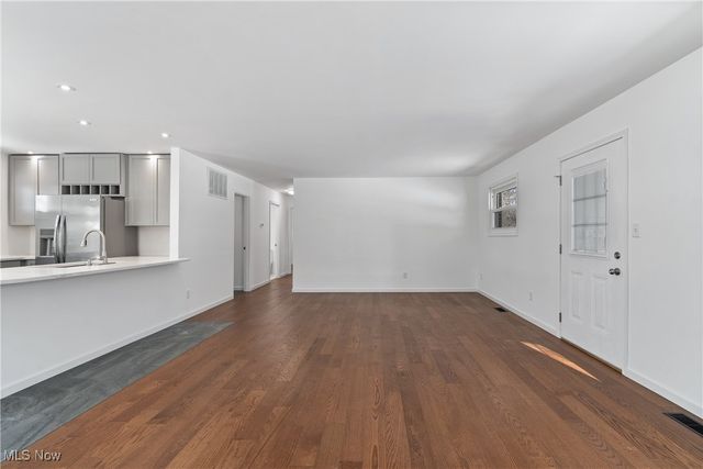 3483 Lawndale Drive, Kent, OH 44240