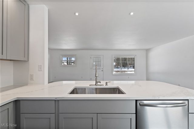 3483 Lawndale Drive, Kent, OH 44240