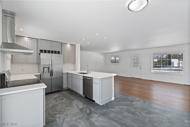 3483 Lawndale Drive, Kent, OH 44240