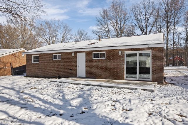 3483 Lawndale Drive, Kent, OH 44240