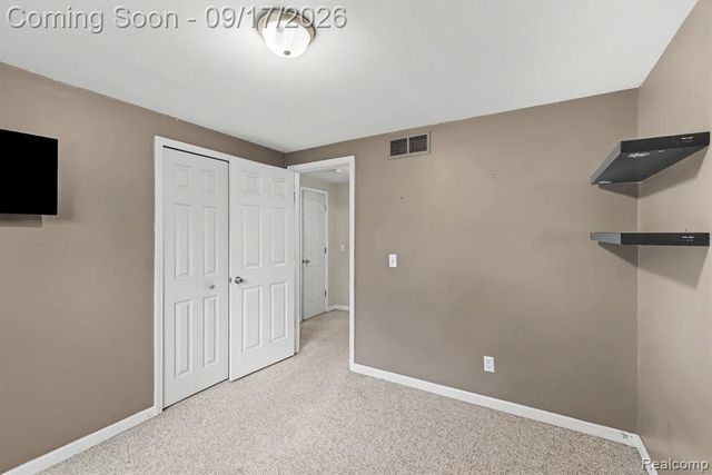 13451 N Fenton Road, Fenton, MI 48430