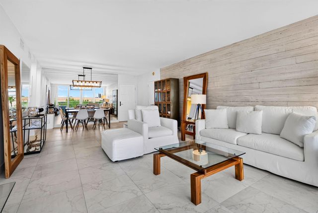 2780 S OCEAN Boulevard 607, Palm Beach, FL 33480