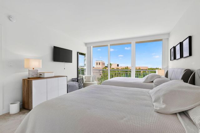 2780 S OCEAN Boulevard 607, Palm Beach, FL 33480